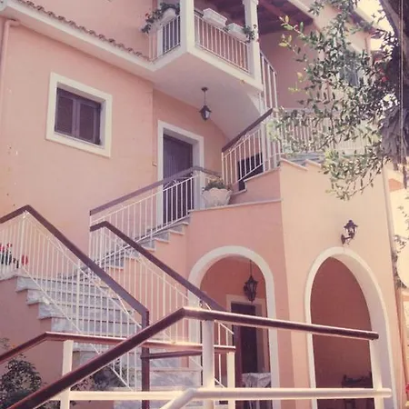 Emely Apartment *